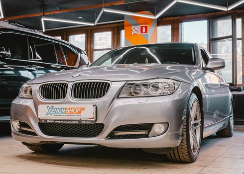 Замена линз, стёкол и англельских глазок BMW 3 E90 (2008)