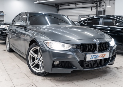 Замена ламп ближнего света BMW F30 (2013)