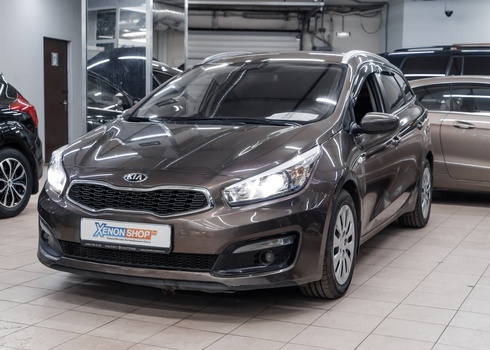 Замена галогенных линз KIA Ceed на светодиодные модули MTF