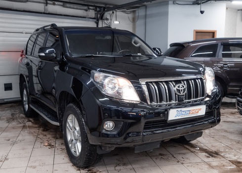 Замена штатных линз Toyota Land Cruiser Prado 150 на новые биксеноновые