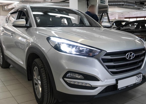 Замена штатных линз Хендай Туксон / Hyundai Tucson на светодиодные би-линзы Optima Professional 3.0