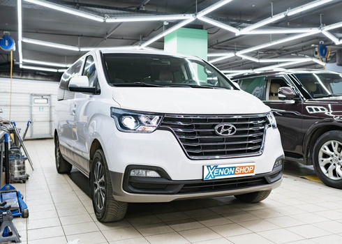 Замена линз Hyundai Starex (2019)