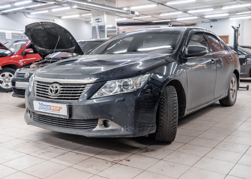 Замена стекол фар Toyota Camry XV50