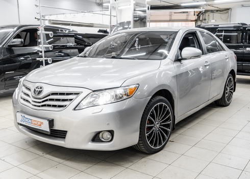 Замена ксеноновых линз и стекол фар Toyota Camry V40