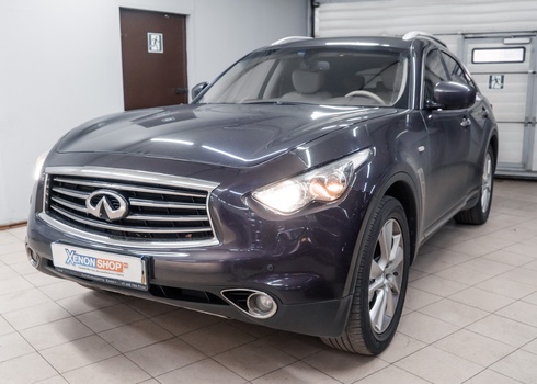 Замена ксеноновых ламп Infiniti FX37 (2011)