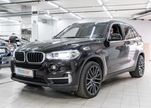 Замена ксенона в ближнем свете БМВ Х5 Ф15 / BMW X5 F15