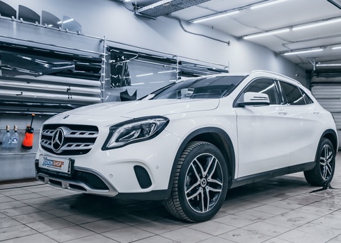 Тонировка задней полусферы Mercedes-Benz GLA 250 рестайлинг (2015)