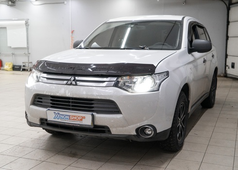 Установка LED-линз на Mitsubishi Outlander (2014)