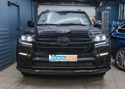 Установка квадробилед в фары Toyota Land Cruiser 200