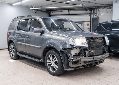 Установка в фары Honda Pilot светодиодных линз