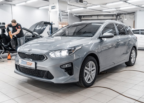 Замена ламп ближнего света КИА Сид / KIA Ceed на светодиоды