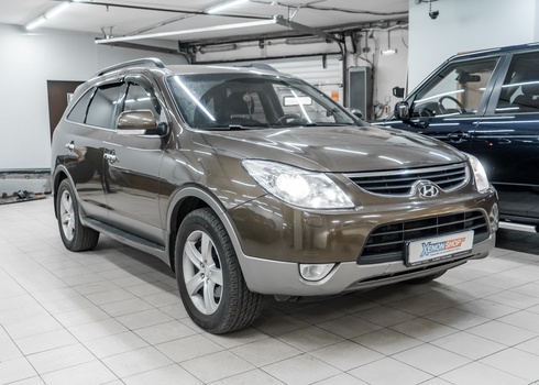 Замена ксеноновых ламп в фарах Хендай их55 / Hyundai ix55