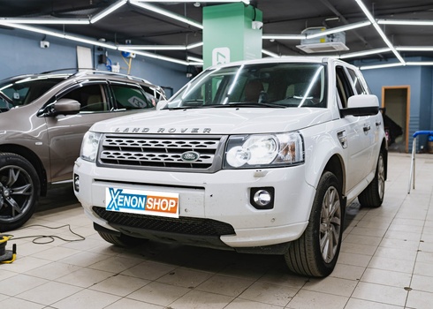 Замена заводских линз Land Rover Freelander II (2012) на LED-модули