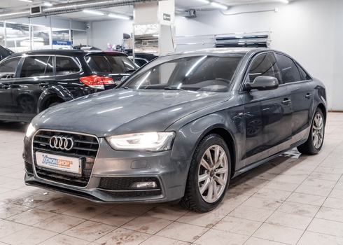 Установка в ближний свет Audi A4 B8 рестайлинг новых ксеноновых ламп Neolux