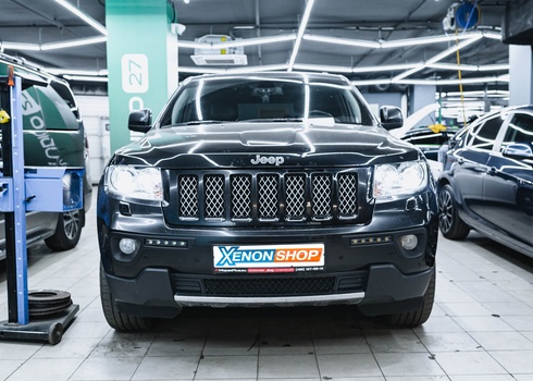 Замена линз Jeep Grand Cherokee (2012) на светодиодные линзы