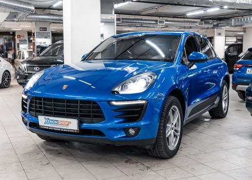 Замена ксеноновых ламп Porsche Macan