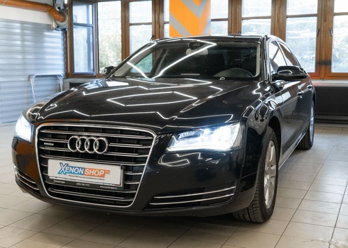 Замена отражателей линз Audi A8 (2011)