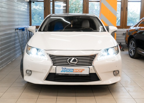 Замена линз в фарах Lexus ES200 (2012)