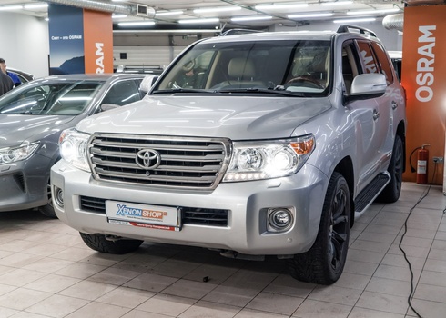 Замена штатных линз Toyota Land Cruiser 200 (2012) на светодиодные Bi-LED линзы