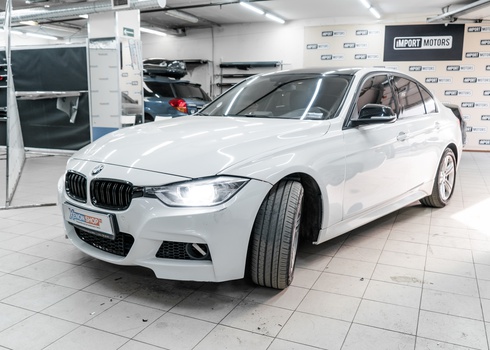 Замена штатного ксенона БМВ Ф30 / BMW F30