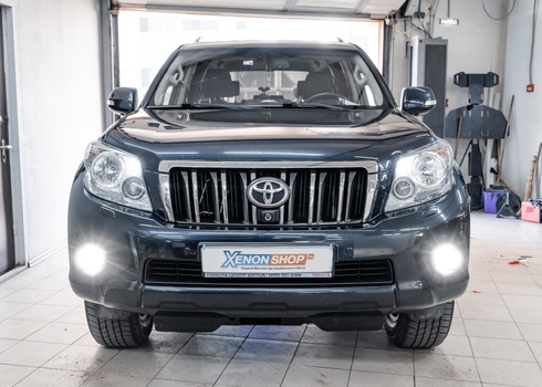 Установка светодиодов в ПТФ и габариты Toyota Land Cruiser Prado 150