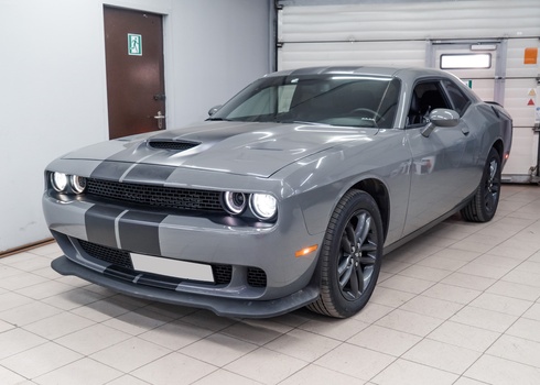 Замена линз в фарах Dodge Challenger (2019)