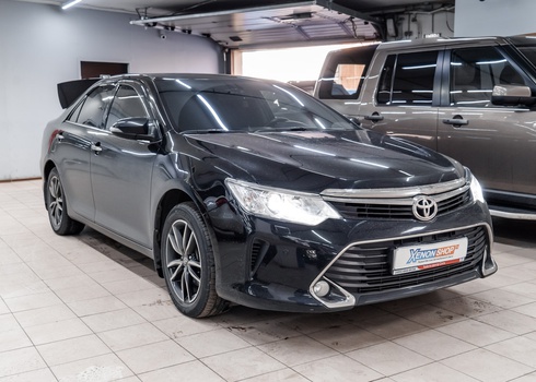 Установка белого ксенона в фары Toyota Camry 3.5