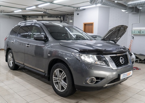 Установка LED-линз в фары Nissan Pathfinder (2015)