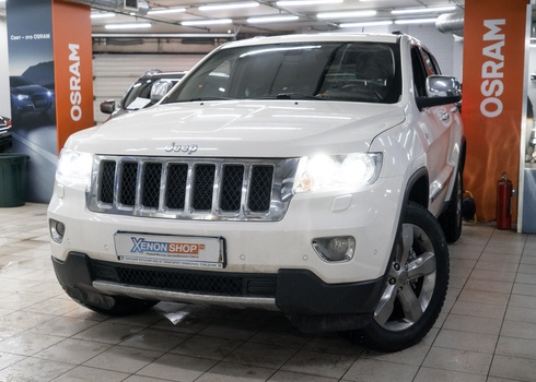 Замена линз в фарах Jeep Grand Cherokee (2012)