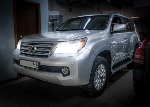 Установка светодиодных линз на Lexus GX 460 + полировка фар и замена ламп в ПТФ на LED