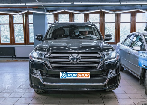 Замена линз Toyota Land Cruiser 200 на LED-модули