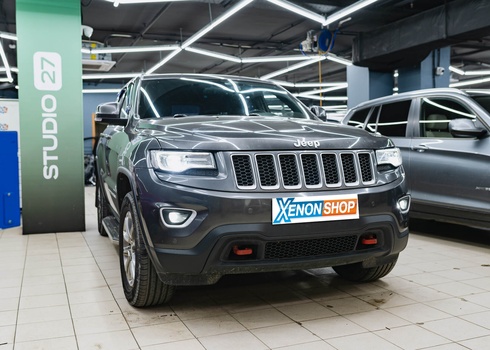 Замена штатных линз Jeep Grand Cherokee (2011) на LED-модули