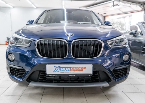 Установка сетки в бампер БМВ Х1 / BMW X1