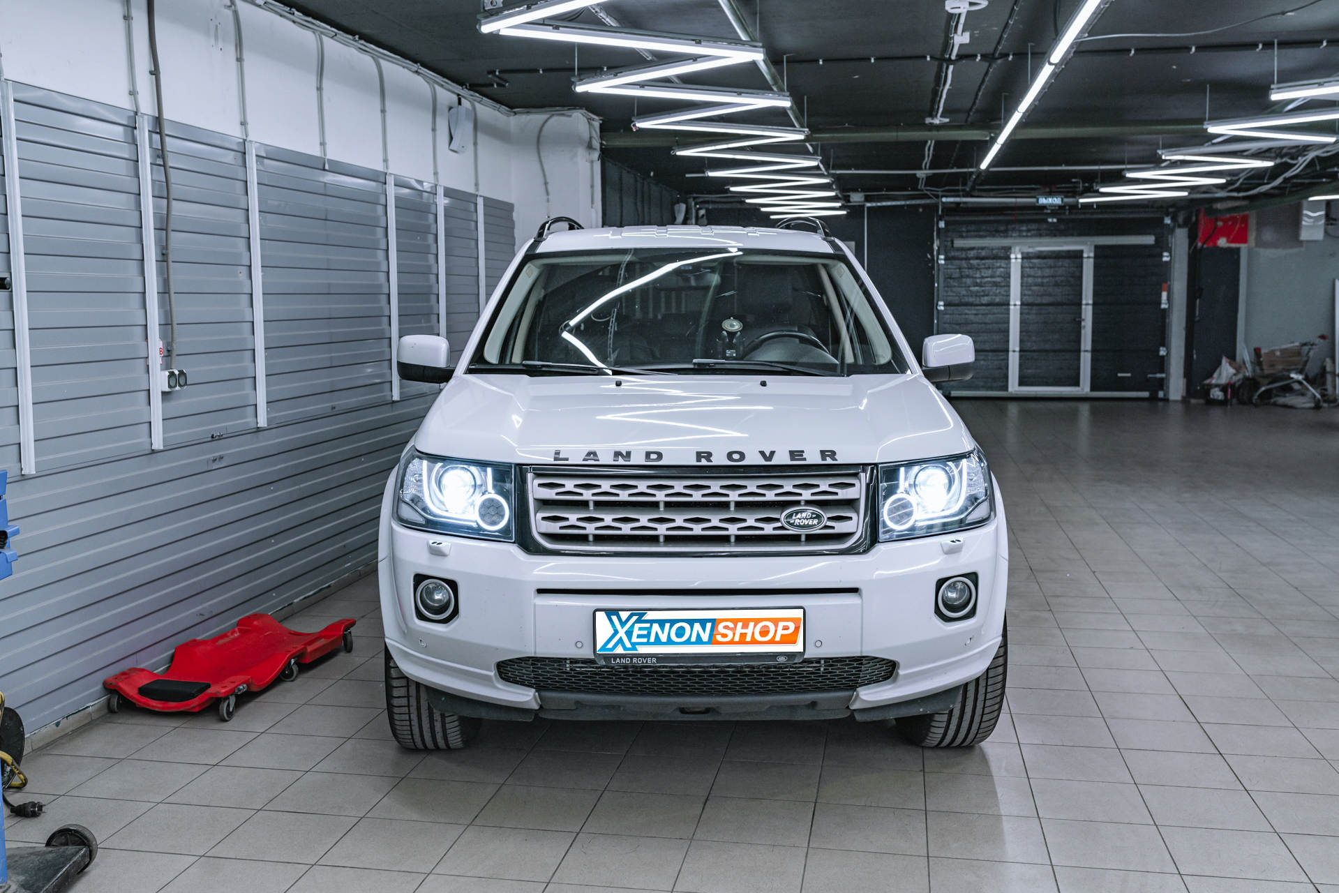 Замена линз Land Rover Freelander 2 на LED-модули