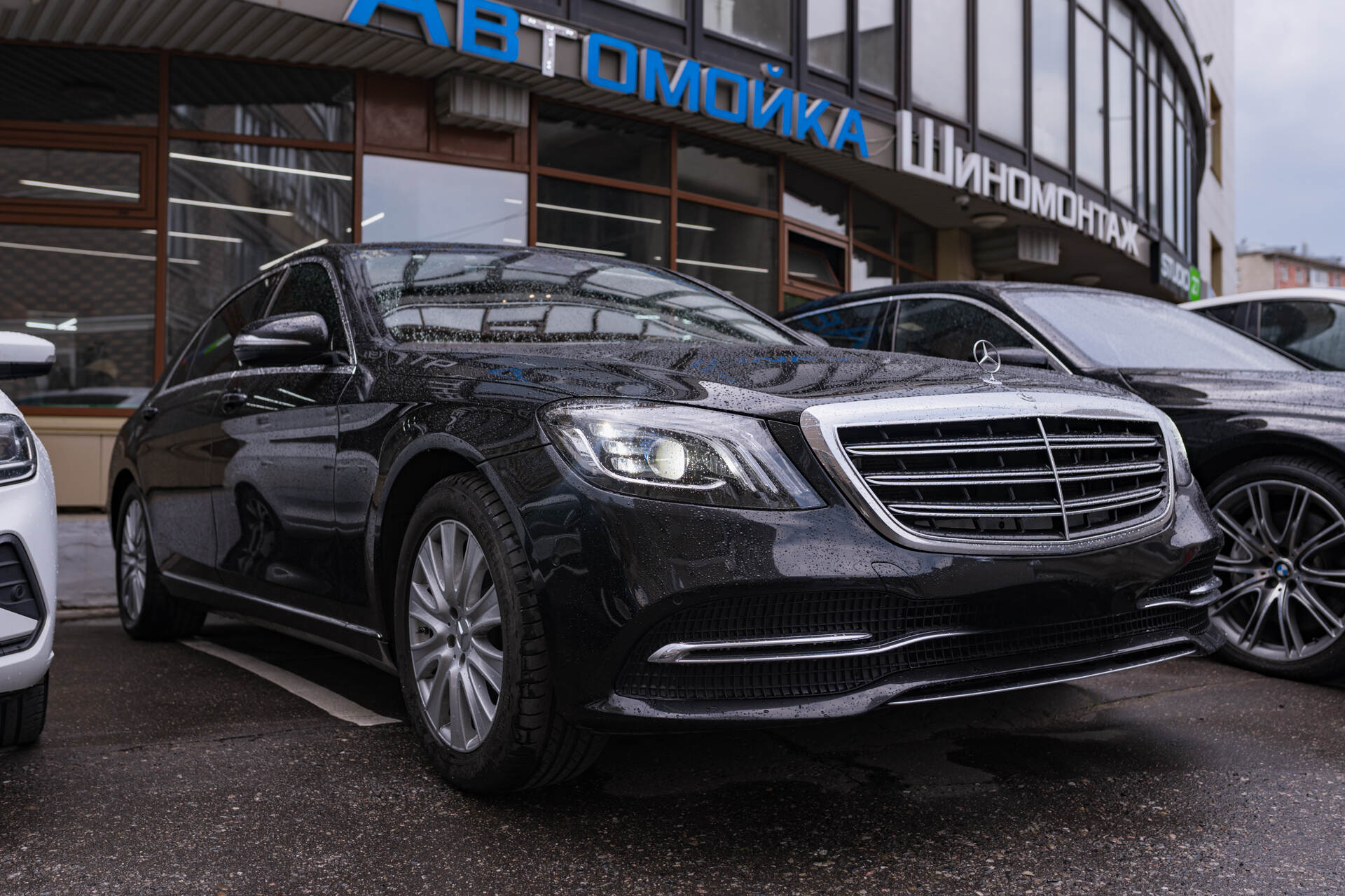 Замена стекол фар Mercedes-Benz S W222 