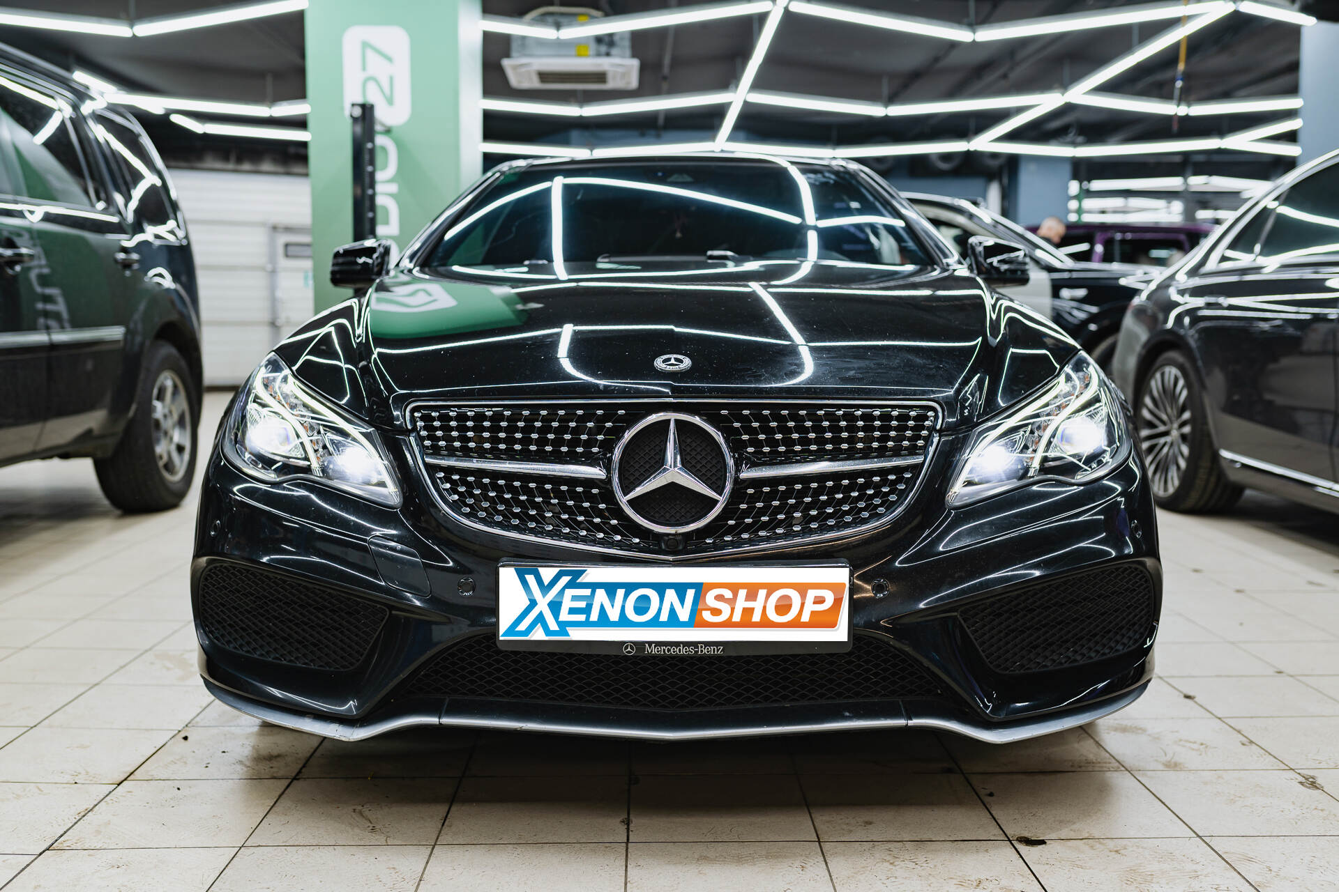 Замена стекол фар Mercedes-Benz C207 + их бронирование