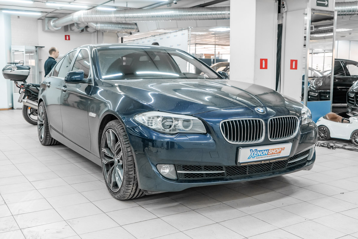 бмв ф10 дорестайлинг. стекло лобовое амкодор 211. Bmw 5 f10 спойлер. F10 бмв лампочки. стекло бмв ф10.