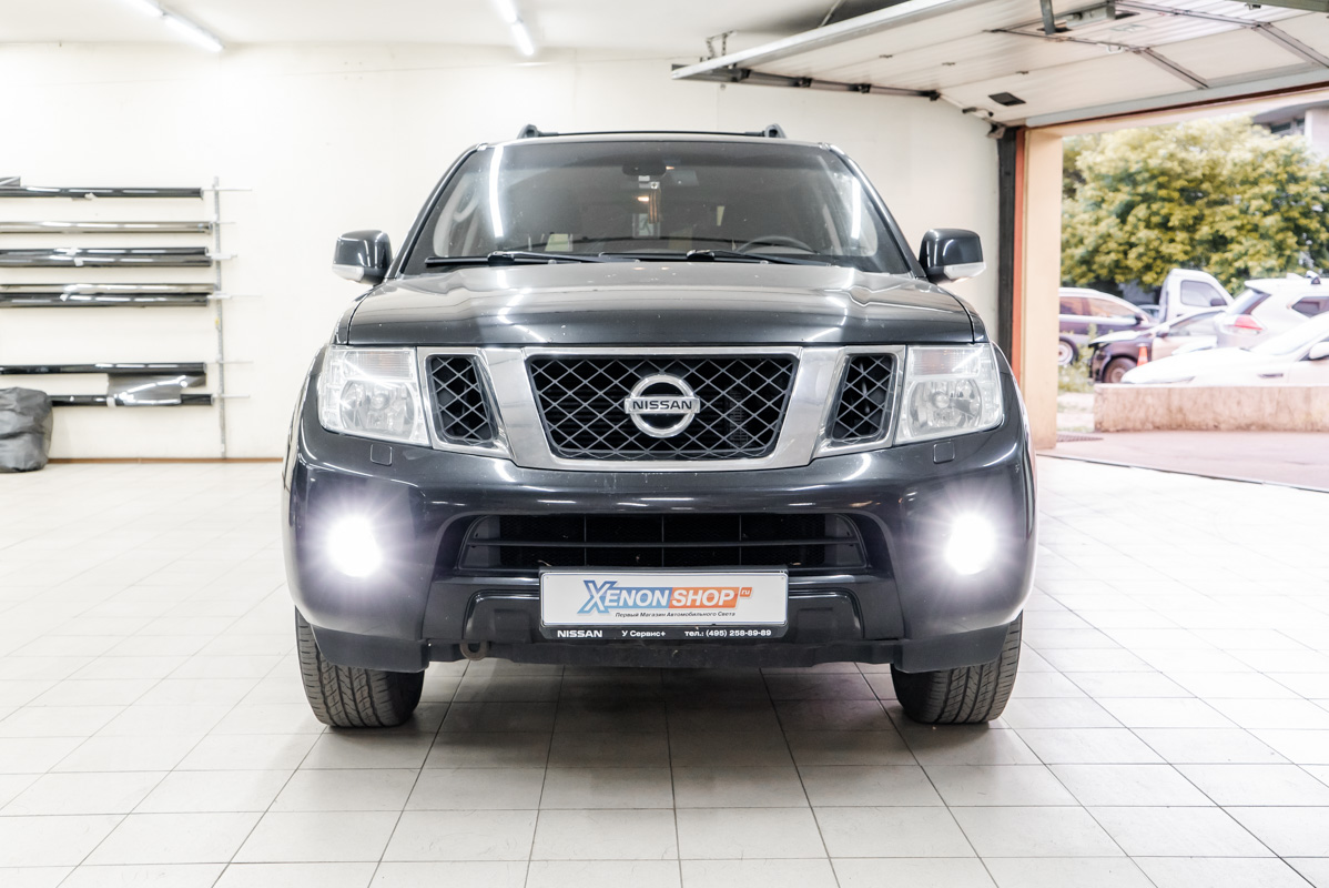 Противотуманные фары патфайндер r51. Nissan Pathfinder r51 ПТФ светодиодные. Nissan Pathfinder r51 туманки. Ниссан Патфайндер r51. Светодиодные лампочки Nissan Pathfinder r51.