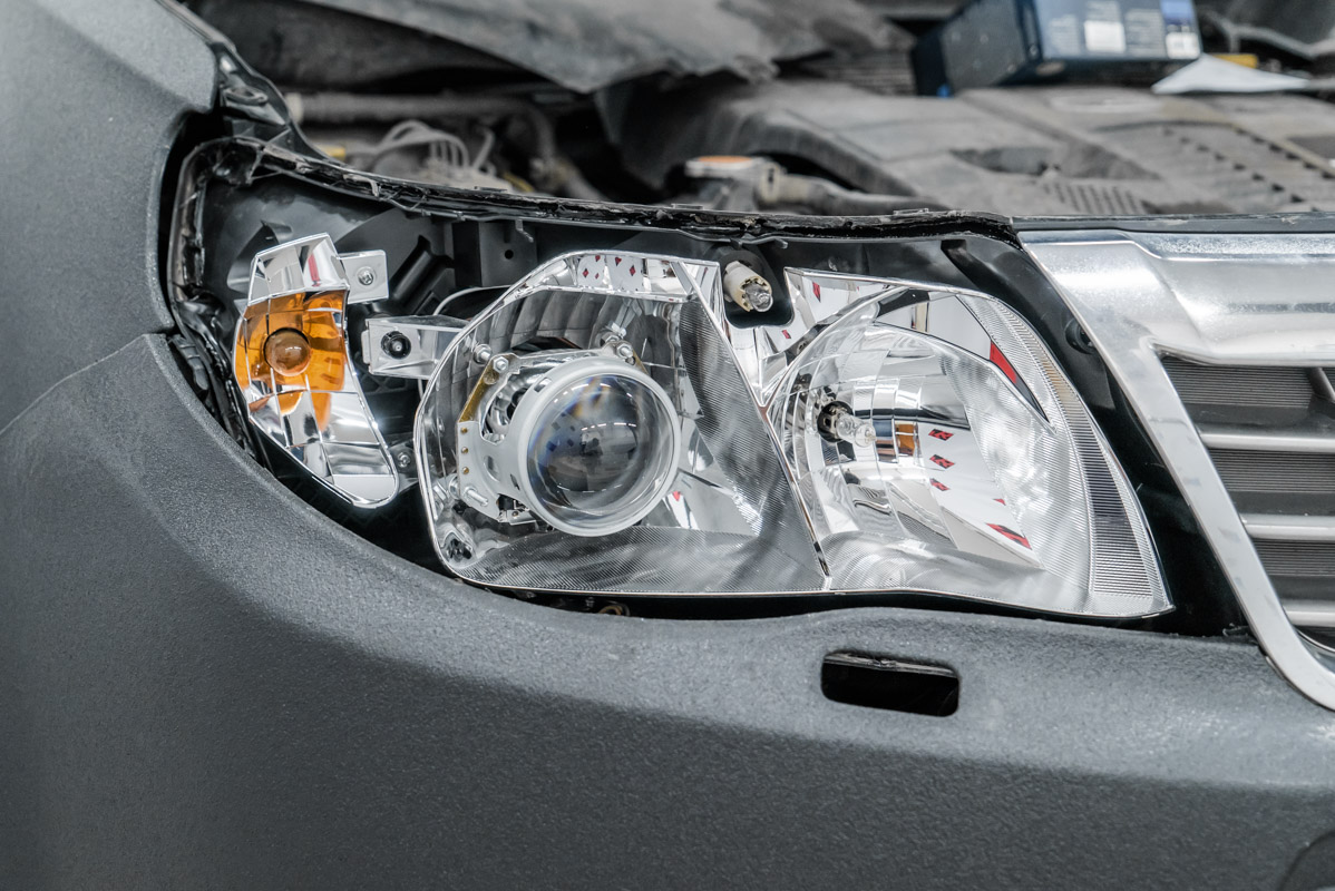 форестер снять фару. снятие фар субару форестер sg5 рестайлинг. форестер снять фару. форестер снять фару. моторчик фары субару форестер sg5.