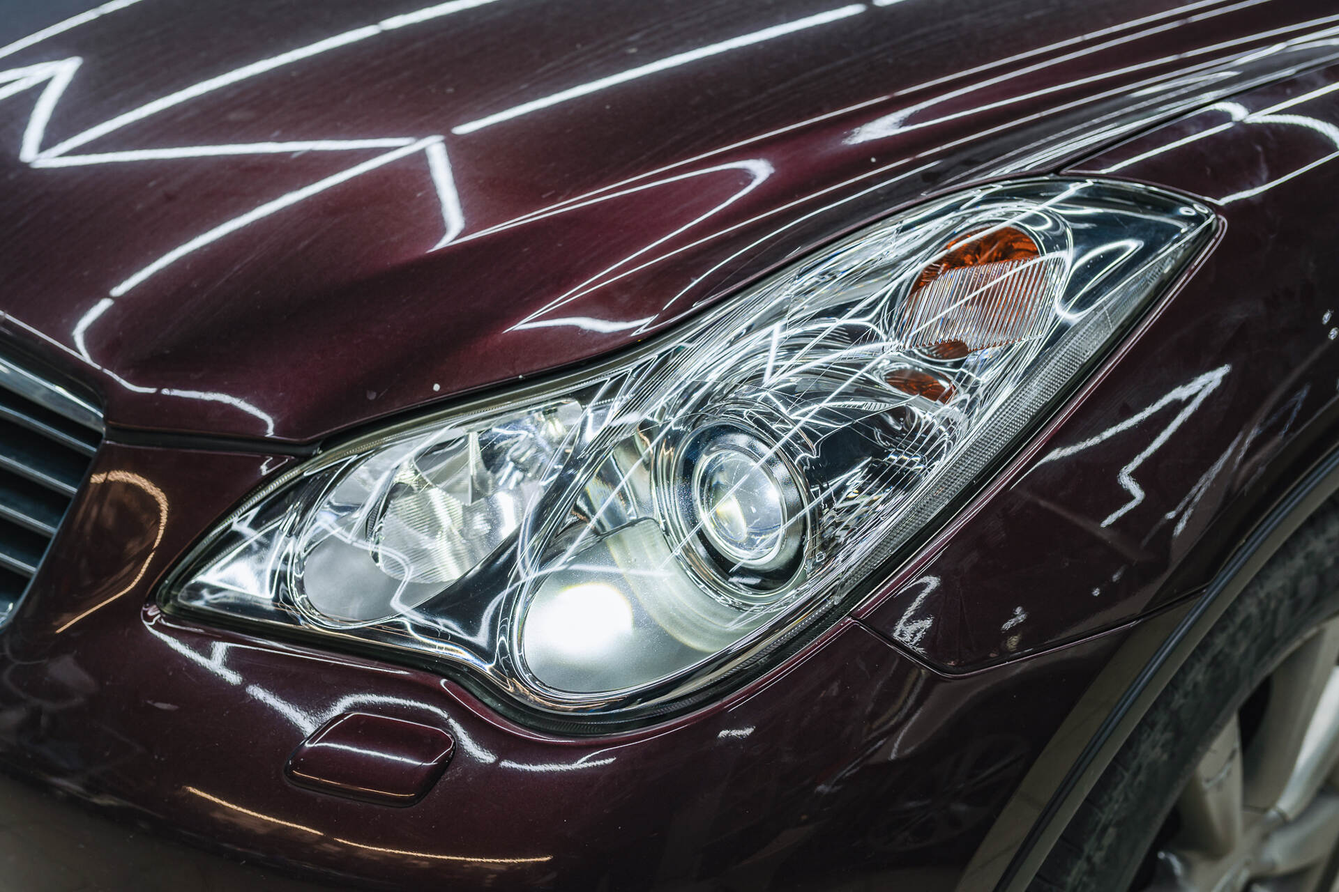 Итоговая светотеневая граница и свет фар с новыми линзами.