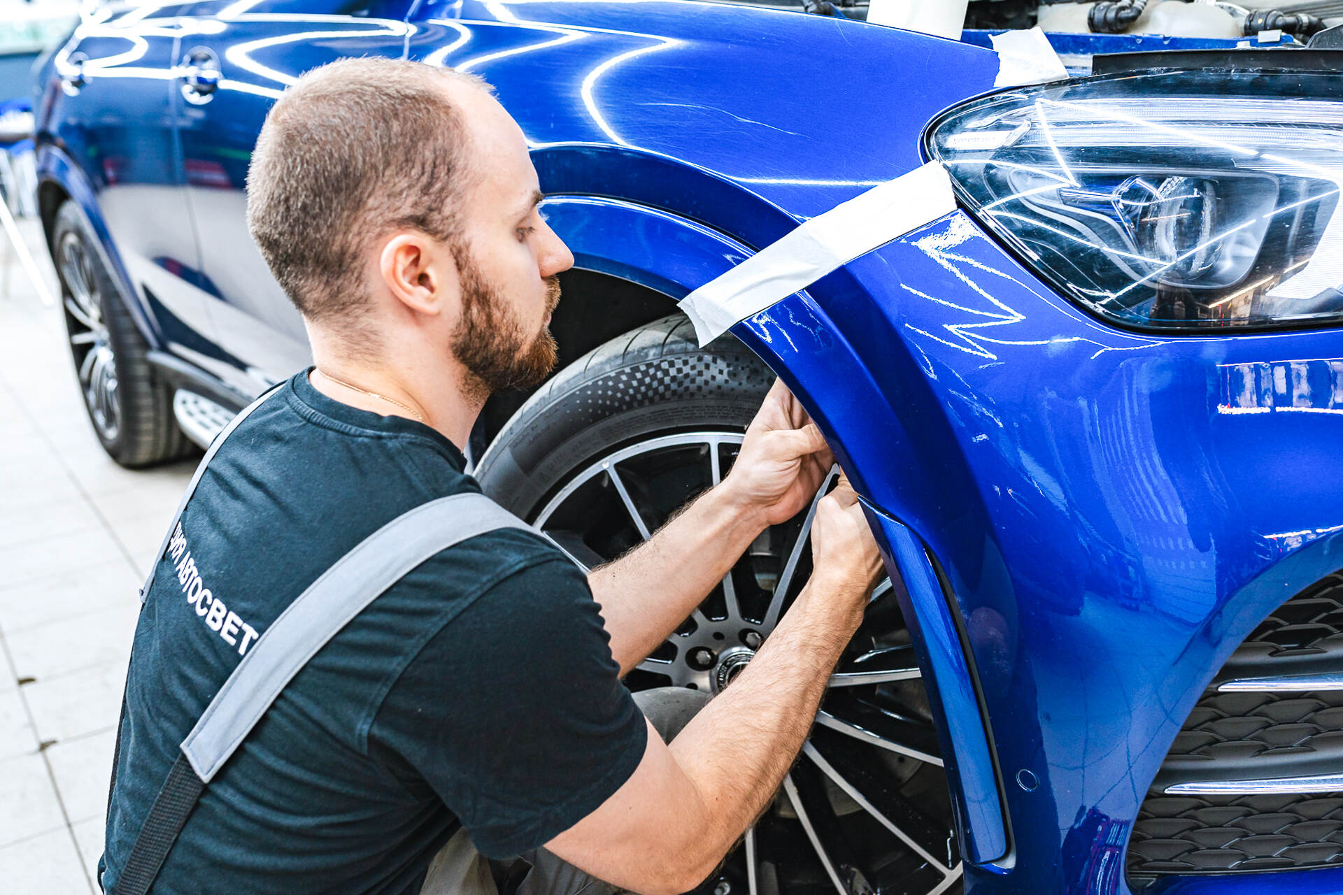 Демонтируем, дефектуем и разбираем фару.