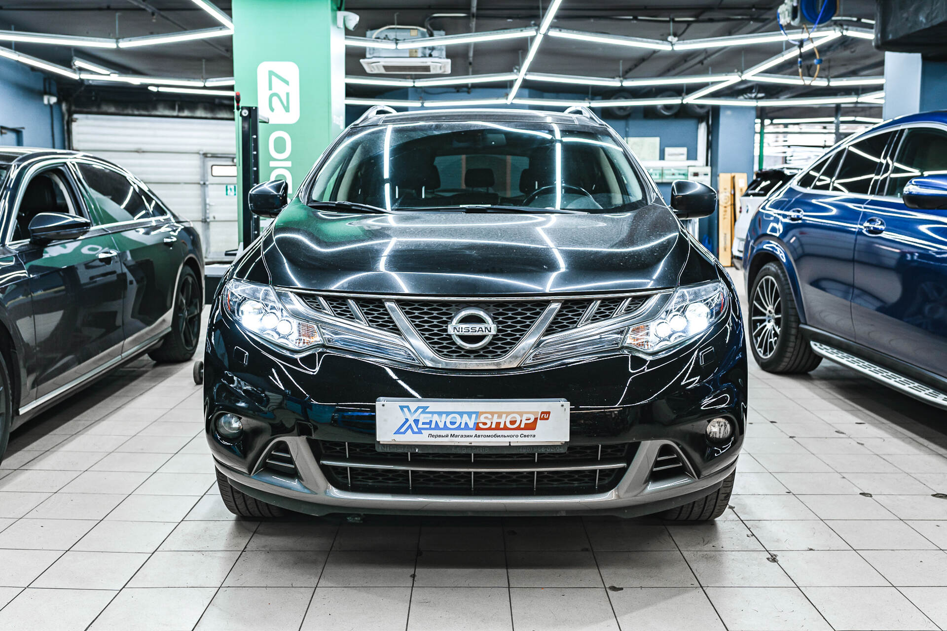 Итоговая светотеневая граница, свет фар и вид авто после работы.