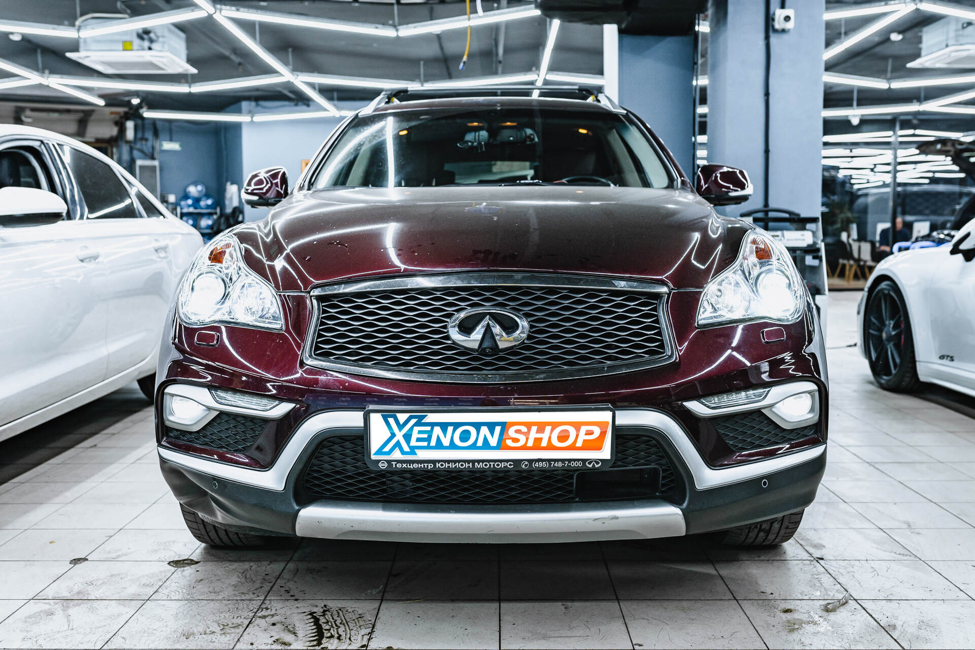 Итоговая светотеневая граница, свет фар с новыми линзами и вид авто после работы.