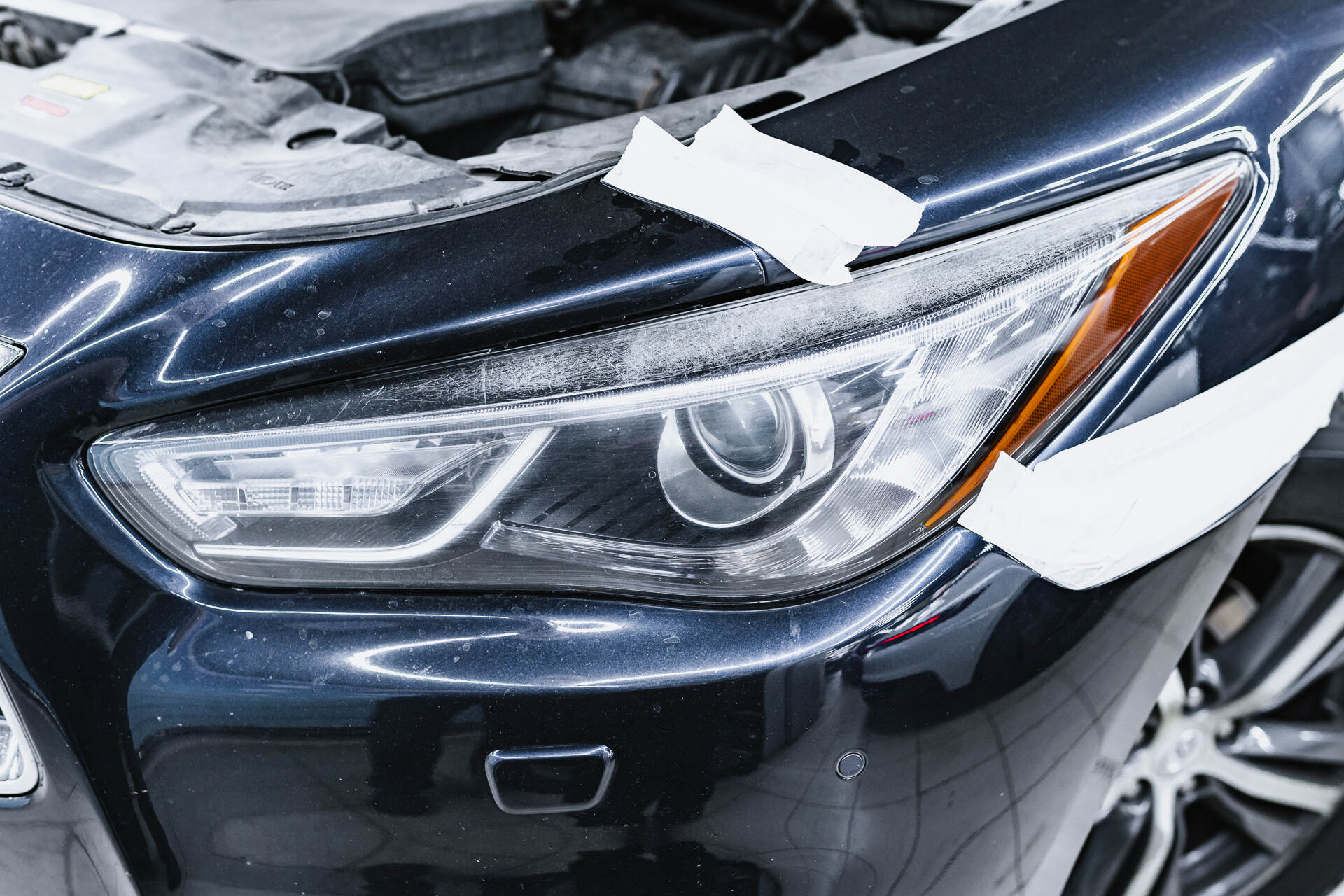 Состояние стекла фар в момент обращения.